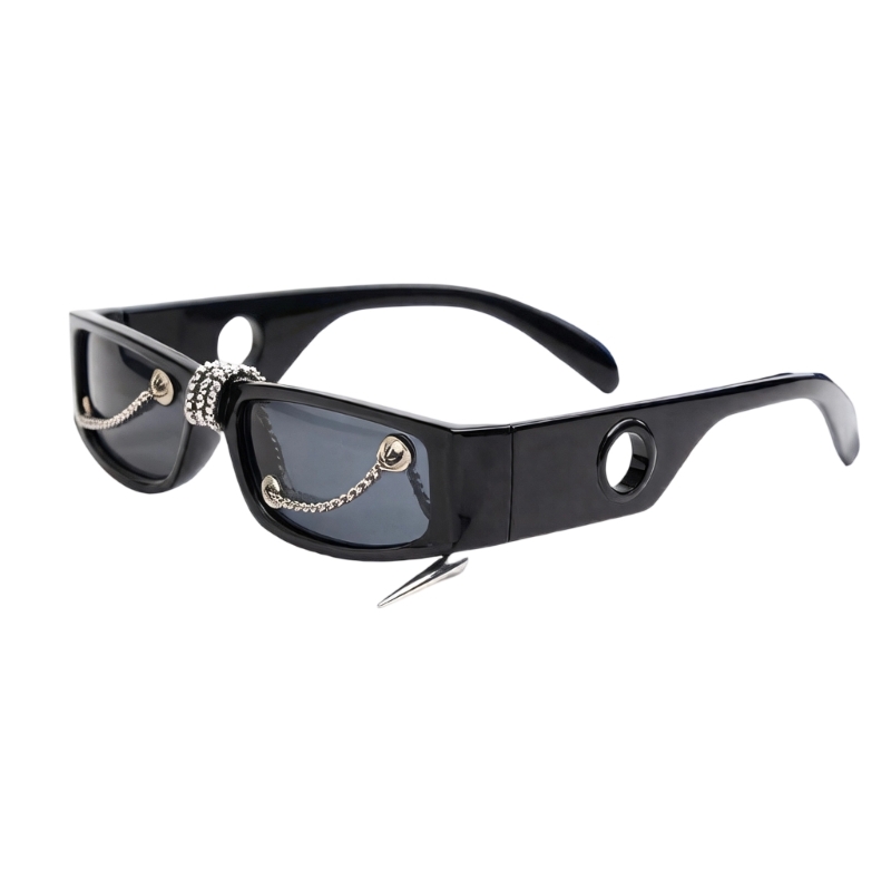 Street Fashion Reference - Occhiali da sole quadrati unisex alla
