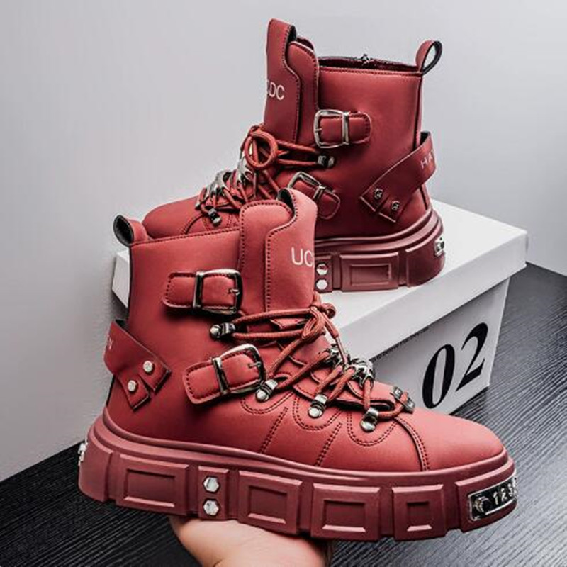 Street Fashion Designer - Sneakers nere di lusso con rivetti,