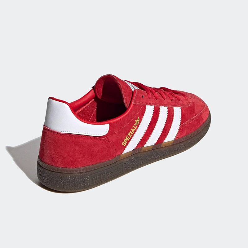 Street Fashion Hong Kong - Adidas Trefoil Retro Suede Skate Trainers