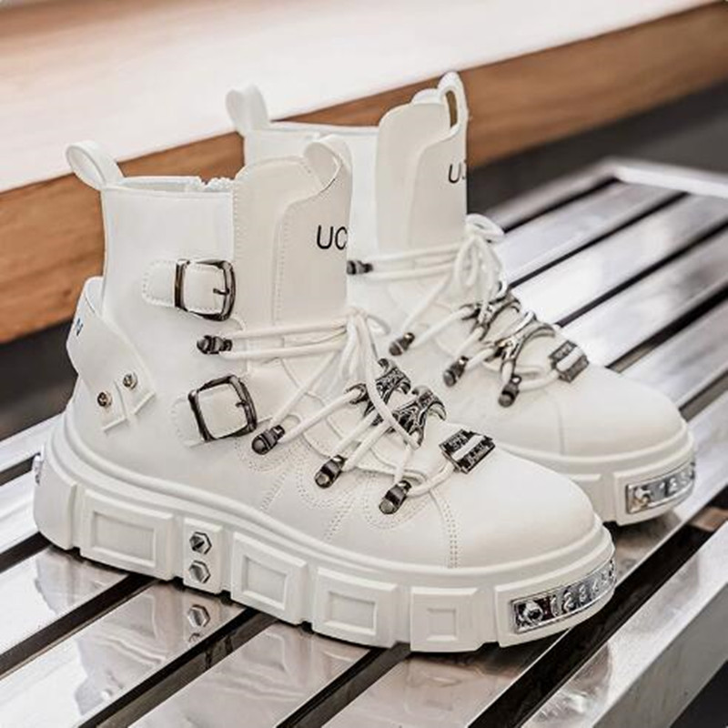 Sneakers nere di lusso con riv - Street Fashion Designer recensione e prezzo