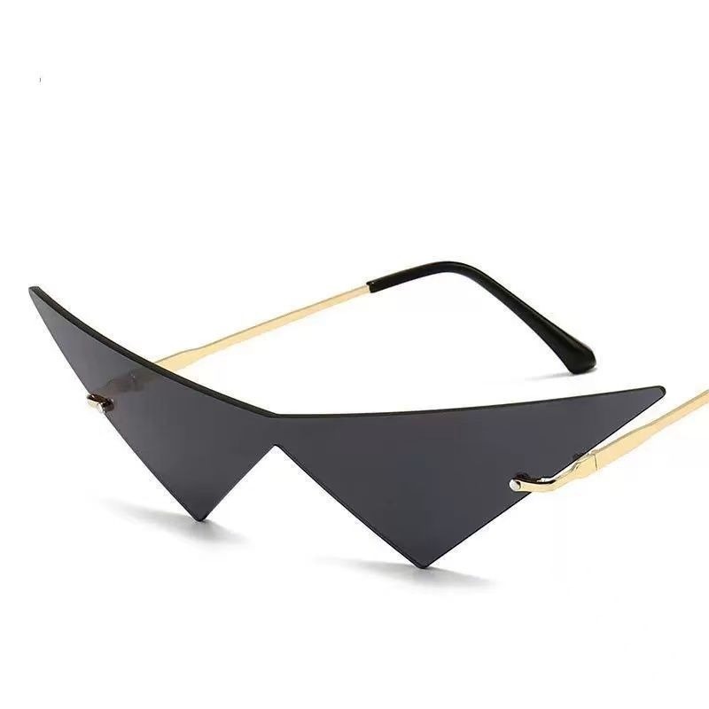 Occhiali da Sole Triangolari,  - Street Fashion Glasses recensione e prezzo