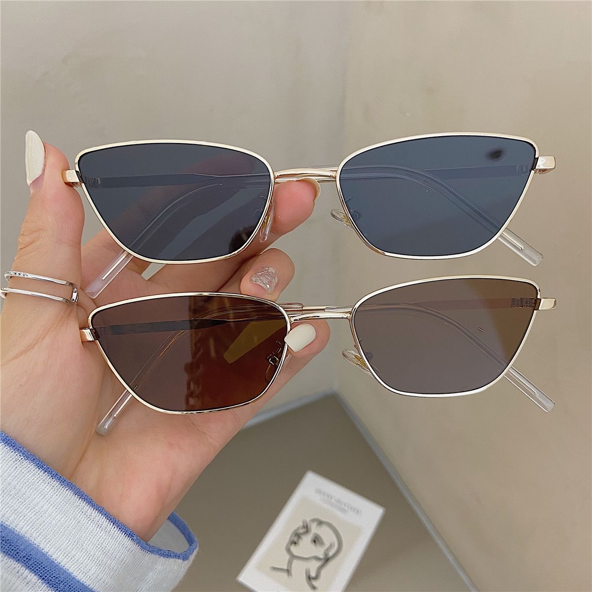 Occhiali da Sole in Metallo a  - Street Fashion Glasses recensione e prezzo