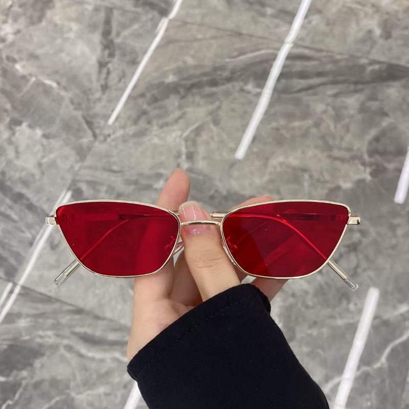 Occhiali da Sole in Metallo a  - Street Fashion Glasses recensione e prezzo