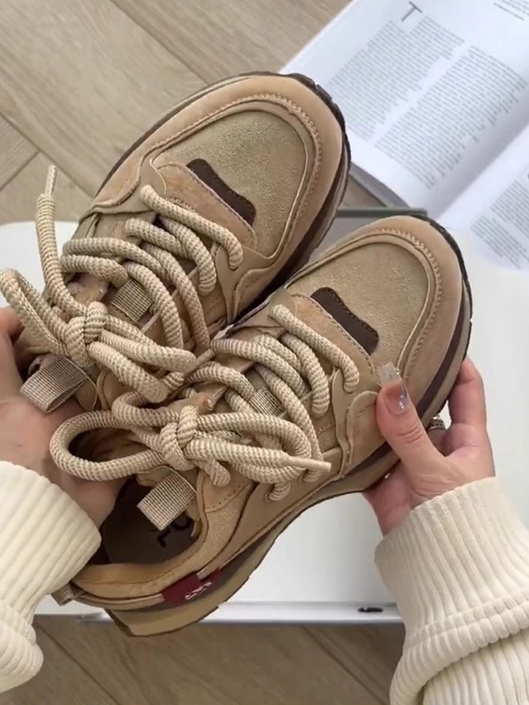 2025 Scarpe da ginnastica di l - Street Fashion Rome 2025 recensione e prezzo